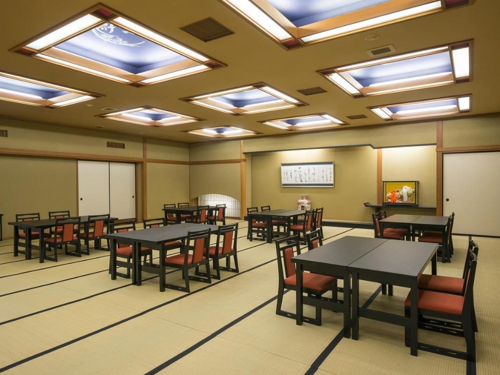 Restaurant-cafeteria