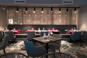 thumbnail: Restaurant
