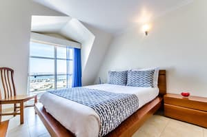 thumbnail: General view