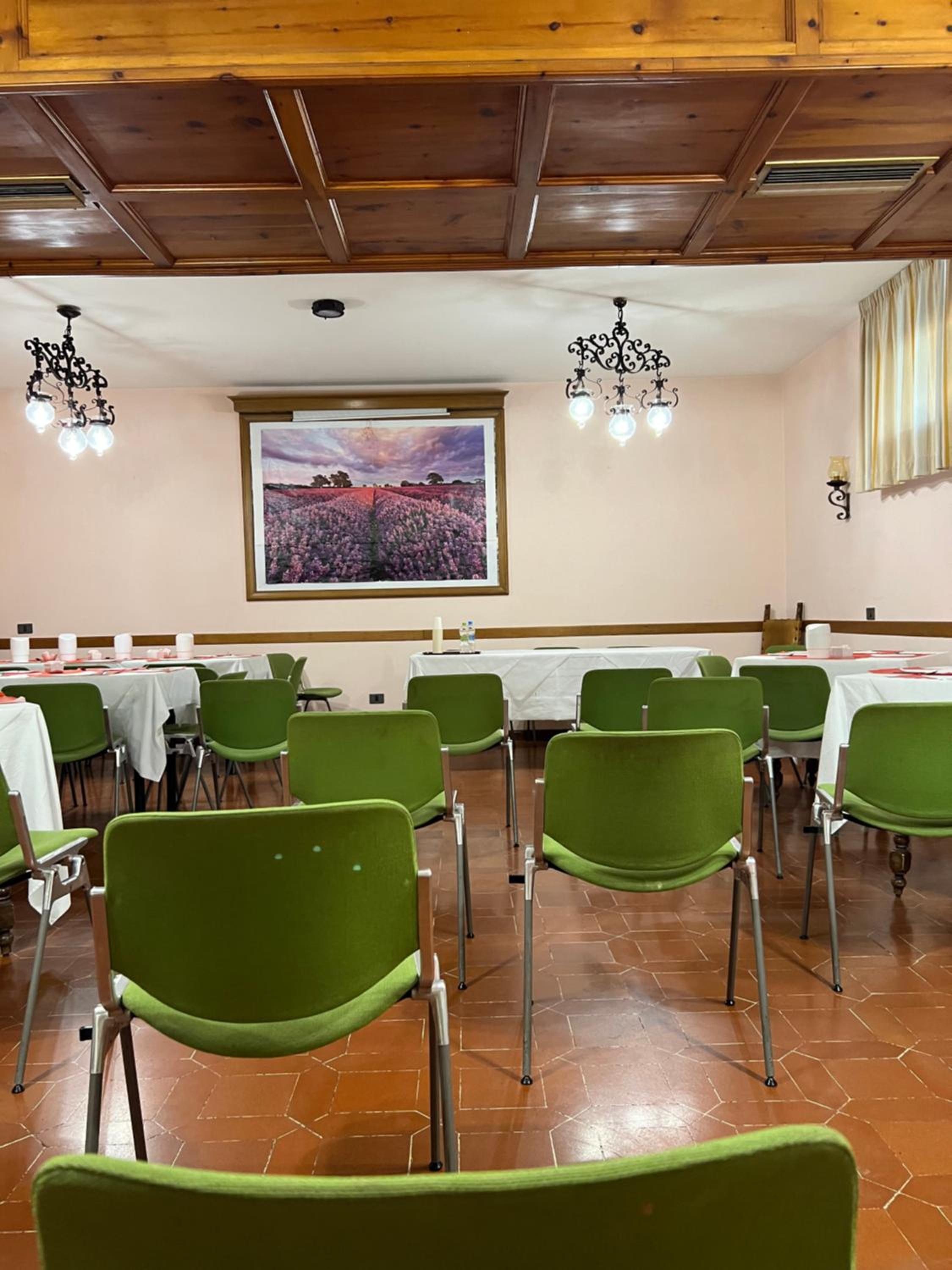 Restaurant-cafeteria