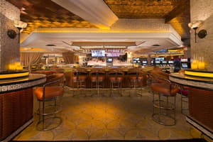 thumbnail: Bar (on property)