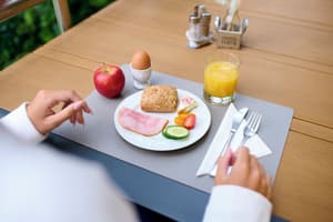 thumbnail: Breakfast area
