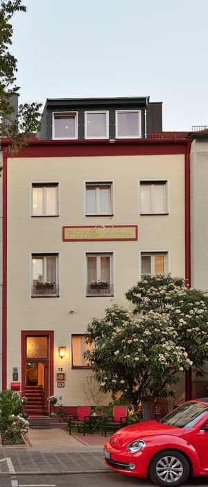 thumbnail: Exterior