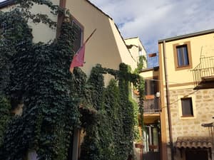 thumbnail: Front of property