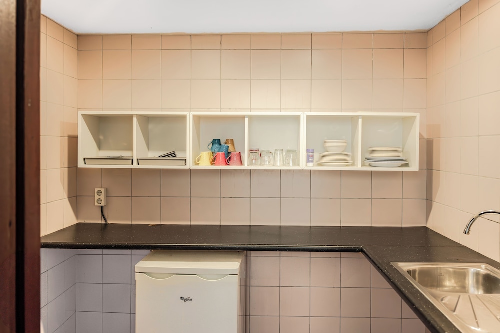 Shared kitchen facilities