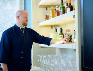 thumbnail: Restaurant