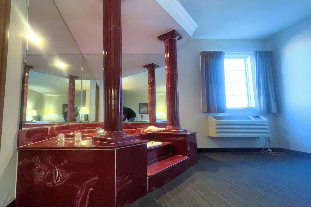 Jetted tub