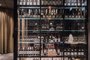 thumbnail: Bar (on property)