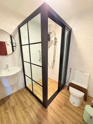 thumbnail: Bathroom