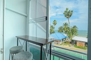 thumbnail: Balcony view