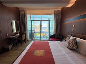 thumbnail: Room