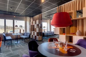 thumbnail: Restaurant
