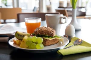 thumbnail: Breakfast area