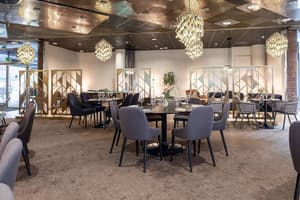 thumbnail: Restaurant