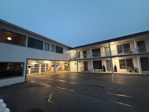 thumbnail: Exterior