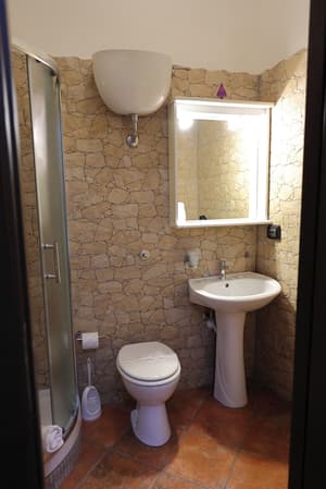 thumbnail: Bathroom