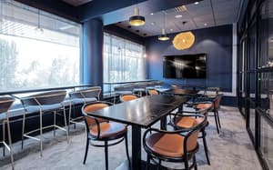 thumbnail: Restaurant