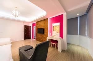 thumbnail: Room