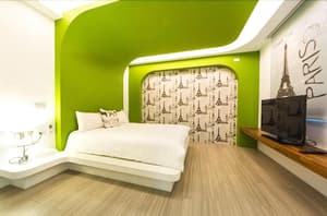thumbnail: Room