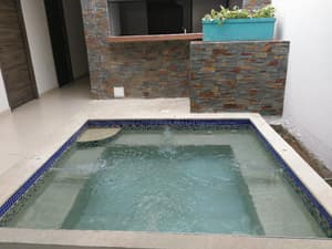 thumbnail: Pool