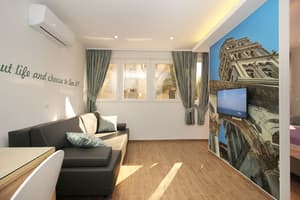 thumbnail: Living room