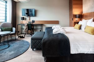 thumbnail: Room