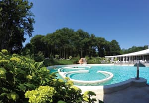 thumbnail: Outdoor spa tub