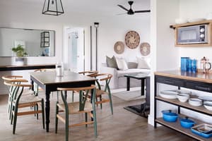 thumbnail: In-room dining