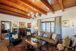 thumbnail: Living room