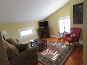 thumbnail: Living area