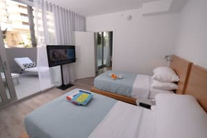 thumbnail: Room