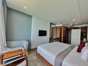 thumbnail: Room