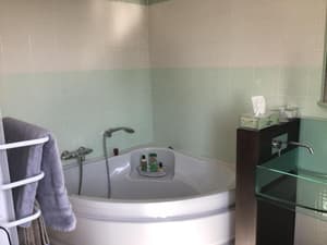 thumbnail: General view