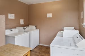 thumbnail: Laundry room