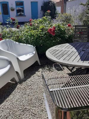 thumbnail: Balcony