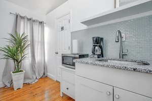 thumbnail: Private kitchenette