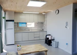 thumbnail: In-room dining