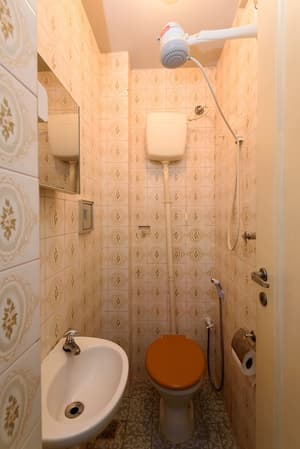 thumbnail: Bathroom