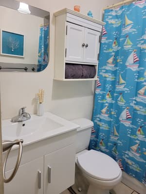 thumbnail: Bathroom