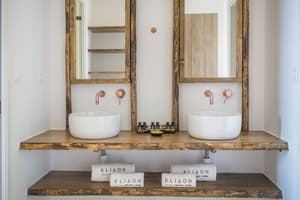 thumbnail: Bathroom sink