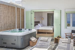 thumbnail: Private spa tub