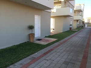 thumbnail: Exterior