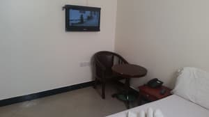 thumbnail: In-room dining