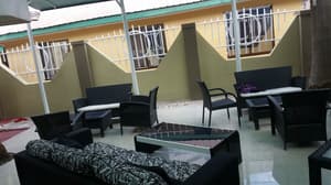 thumbnail: Outdoor dining