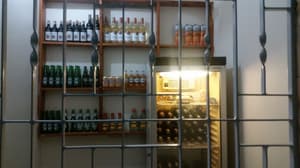 thumbnail: Bar (on property)
