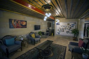 thumbnail: Lobby sitting area
