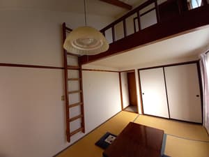 thumbnail: Room