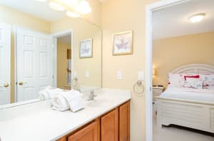 thumbnail: Bathroom sink