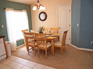 thumbnail: Dining