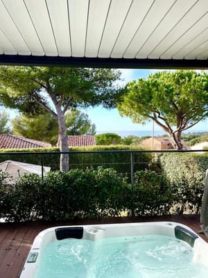 thumbnail: Terrace/patio